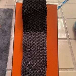 Men’s Hermes silk tie. Black & gray. New in box never worn